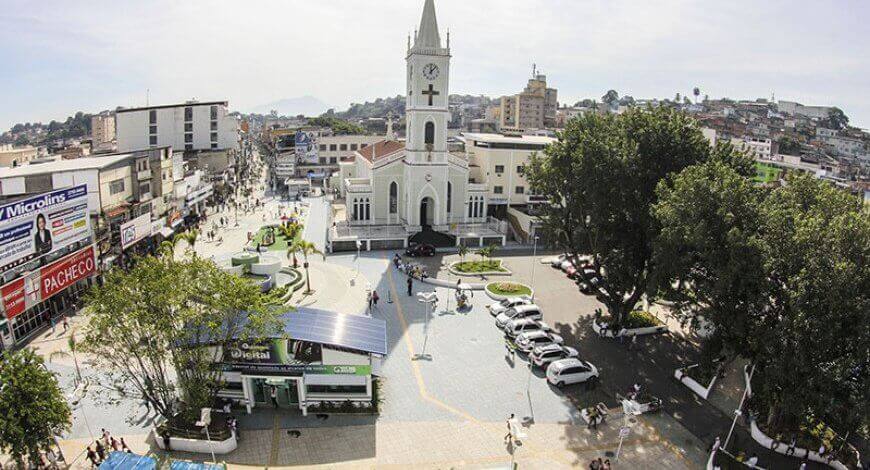 OUTDOOR EM S&Atilde;O JO&Atilde;O DE MERITI